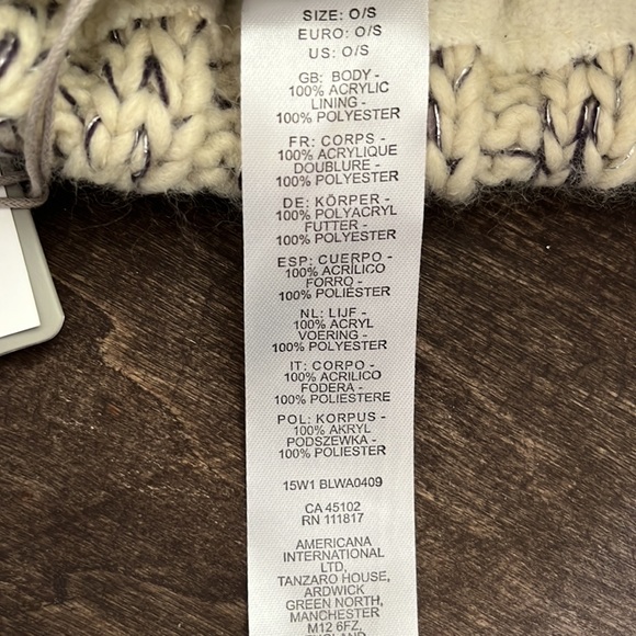 NEW Bench Winter Hat - Picture 2 of 6